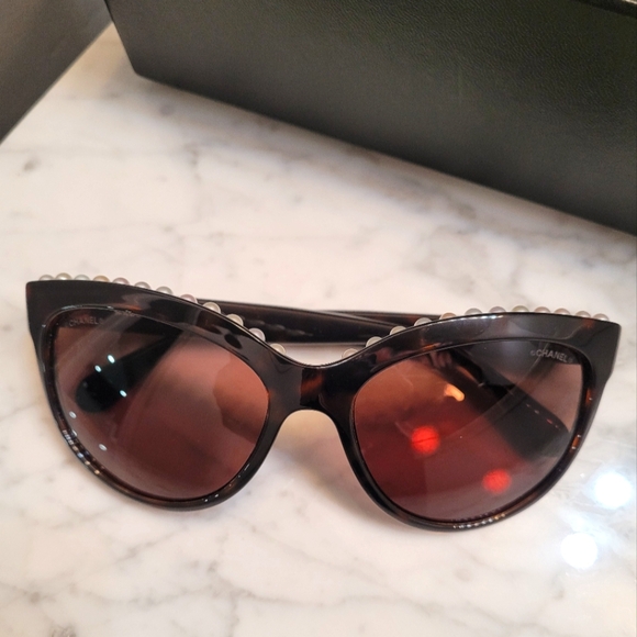Chanel Women's Cat-Eye Sunglasses - Brown **Read Details ** - Picture 1 of 14